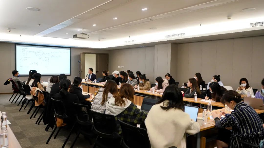 a52fb78e-2bef-44a6-8bcc-8cdee7d92d08