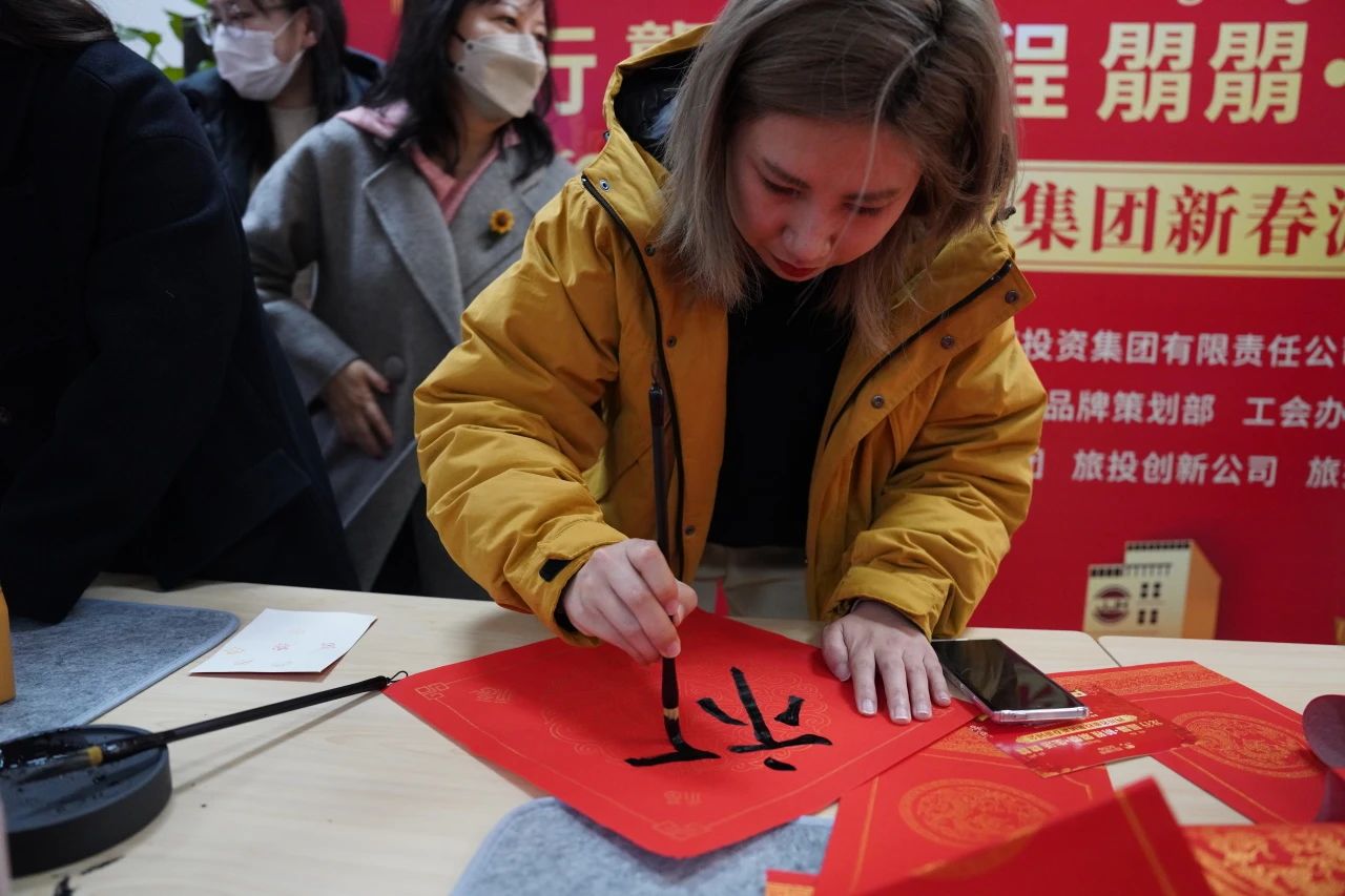 eac835dd-f9c4-4764-8015-93dbd8ceb8f9