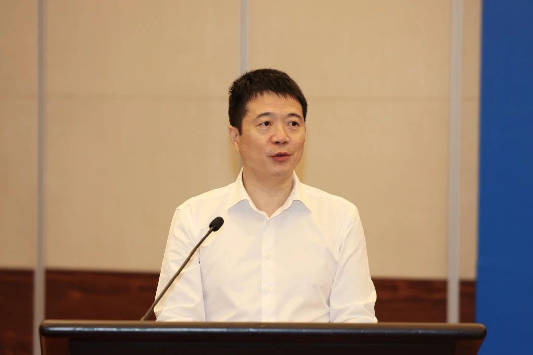 edecf2ab-fca7-4ce6-9d8d-3db401050d75 edecf2ab-fca7-4ce6-9d8d-3db401050d75